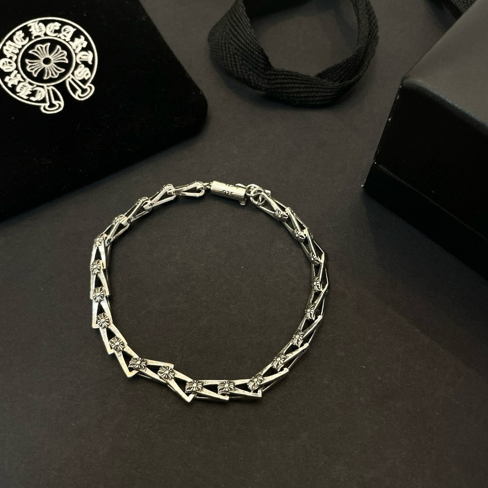 Ch**me He**ts bracelet-006