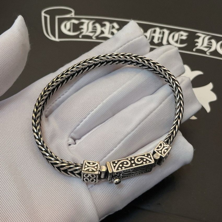 Ch**me He**ts bracelet-009