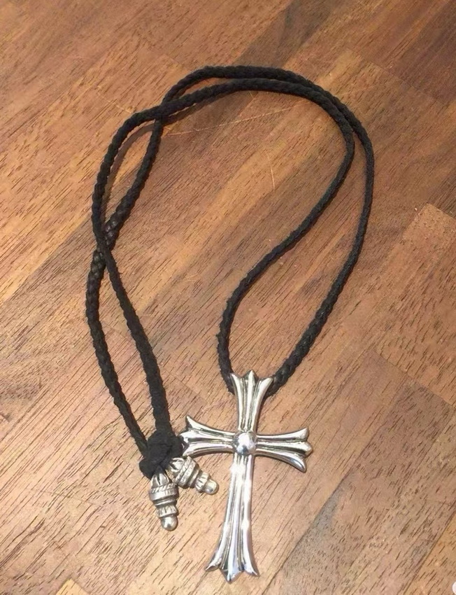 Ch**me He**ts necklace-034