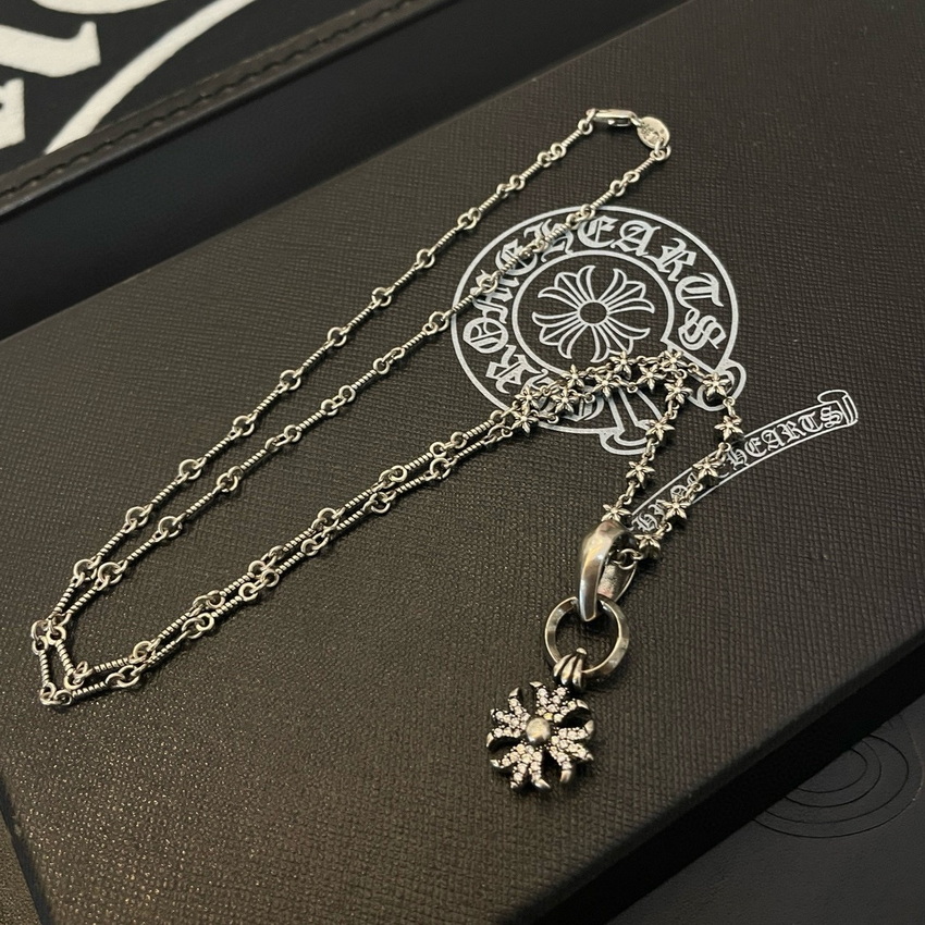 Ch**me He**ts necklace-036