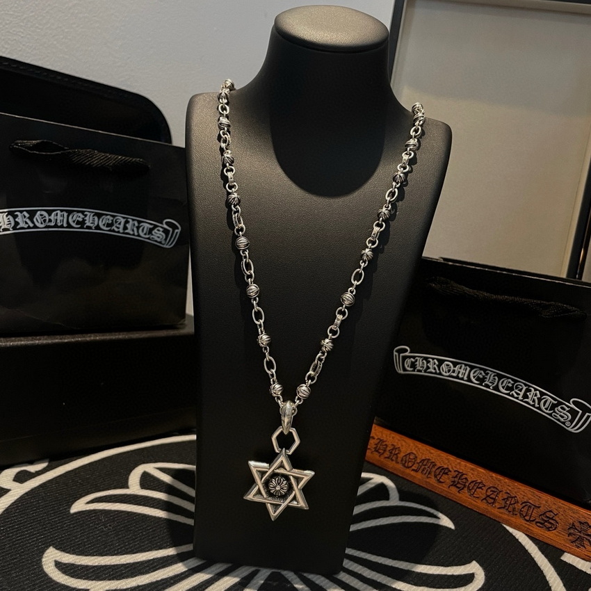 Ch**me He**ts necklace-038