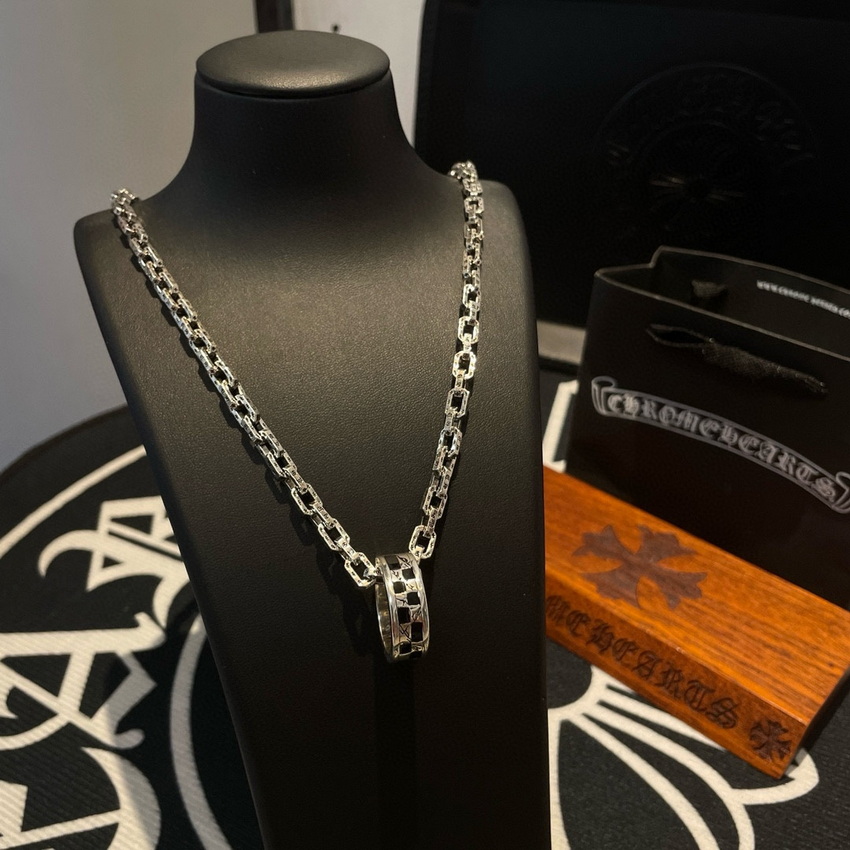 Ch**me He**ts necklace-044