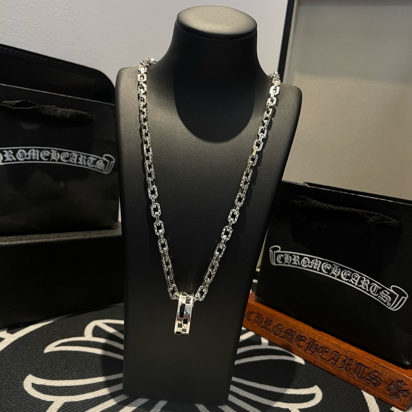 Ch**me He**ts necklace-044
