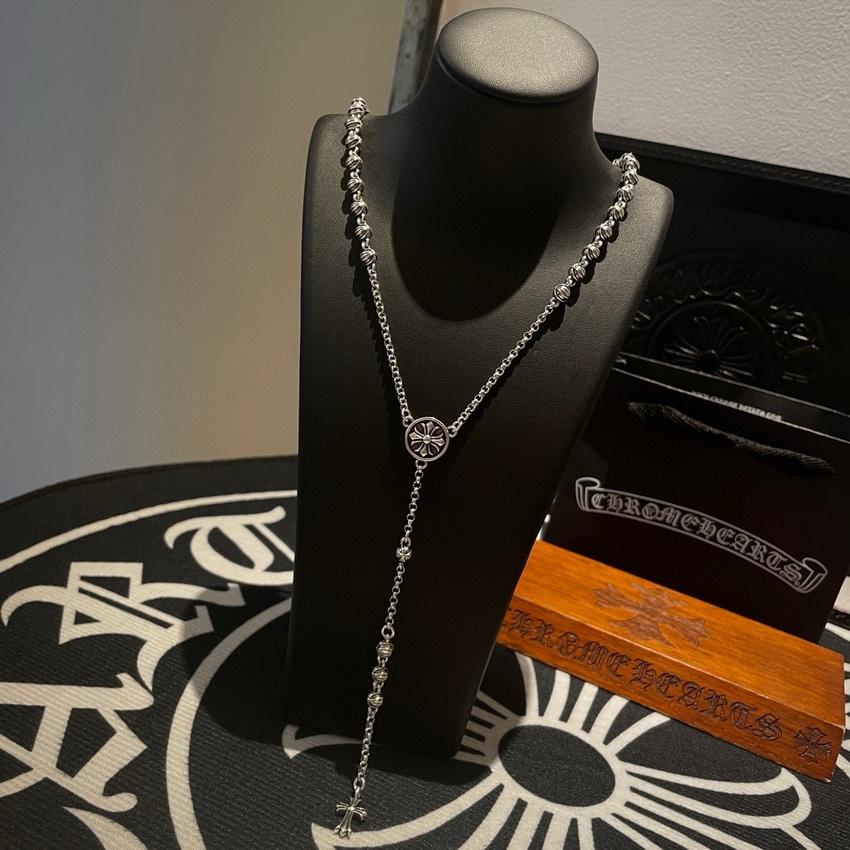 Ch**me He**ts necklace-050