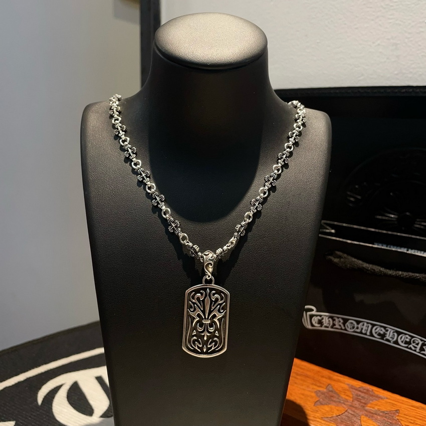 Ch**me He**ts necklace-051