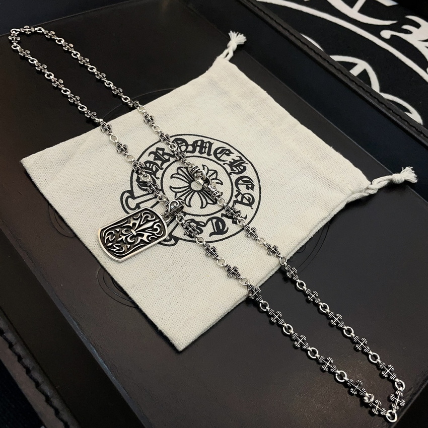 Ch**me He**ts necklace-051