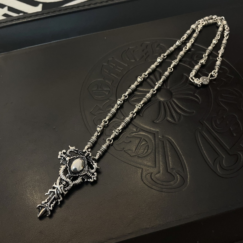 Ch**me He**ts necklace-062