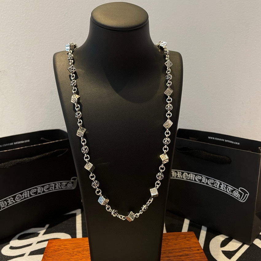 Ch**me He**ts necklace-077