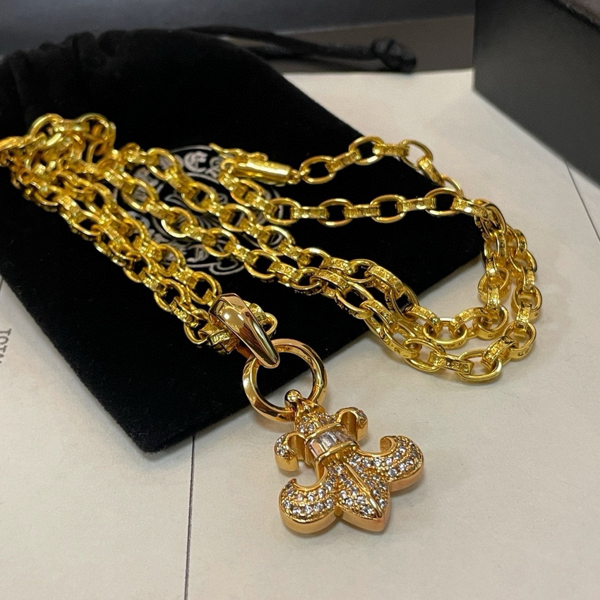 Ch**me He**ts necklace-080