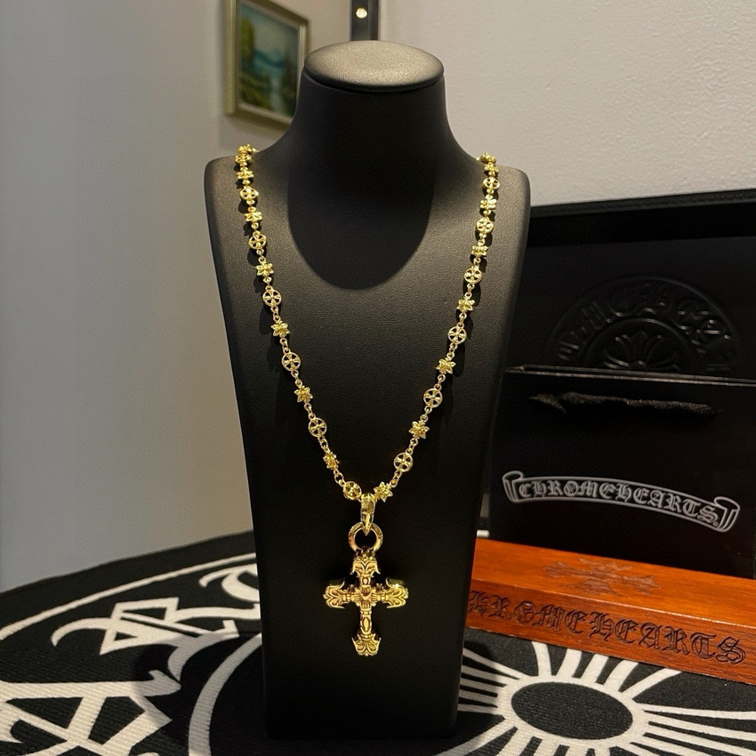 Ch**me He**ts necklace-083