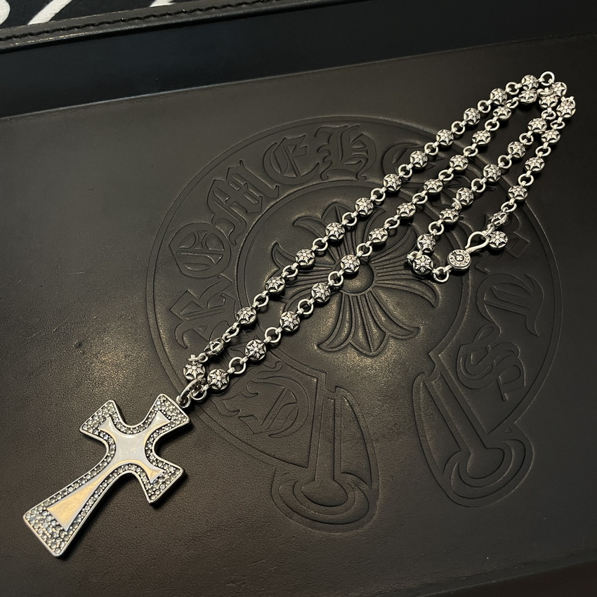 Ch**me He**ts necklace-090
