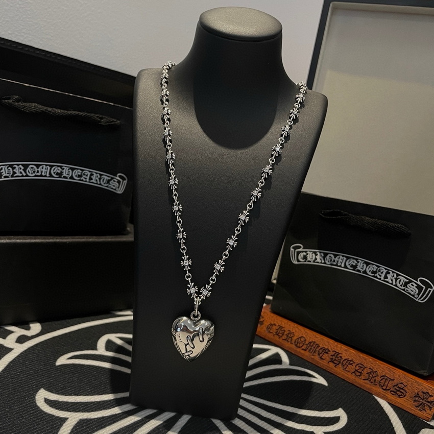 Ch**me He**ts necklace-094