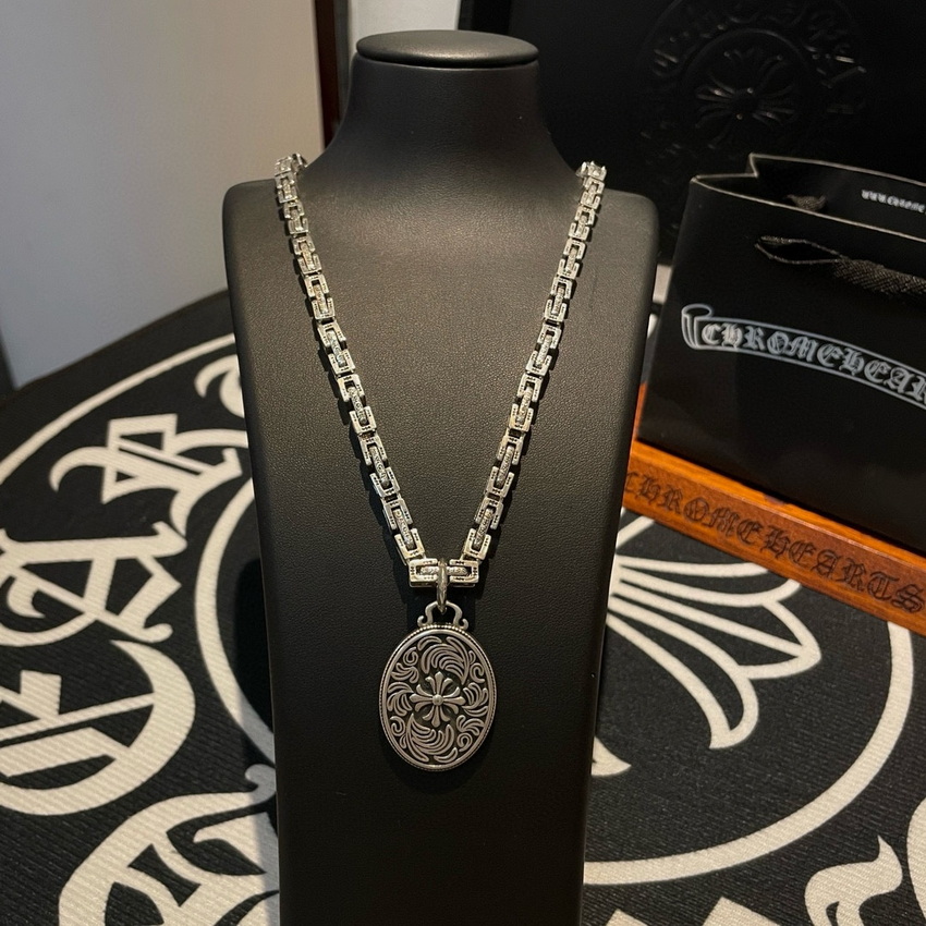 Ch**me He**ts necklace-095