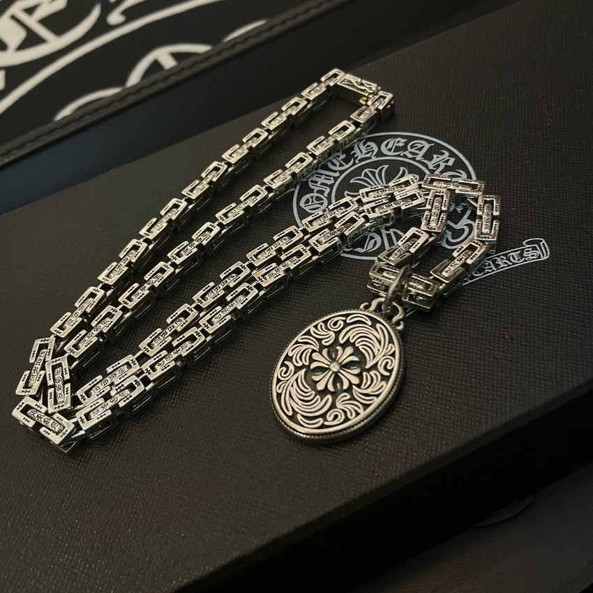 Ch**me He**ts necklace-095