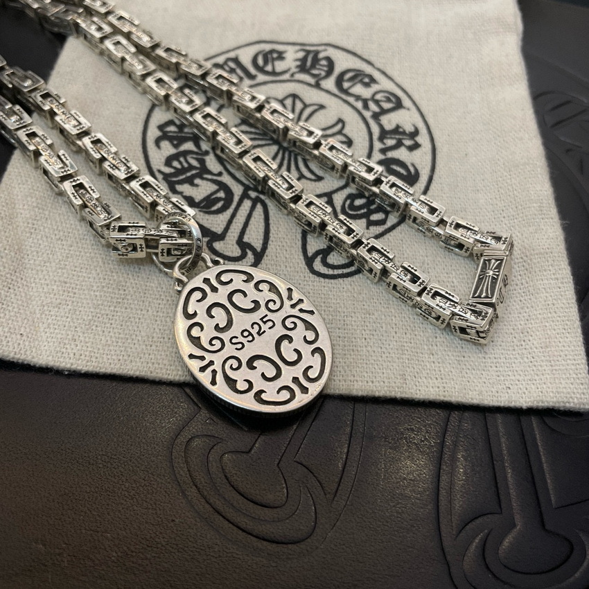 Ch**me He**ts necklace-095