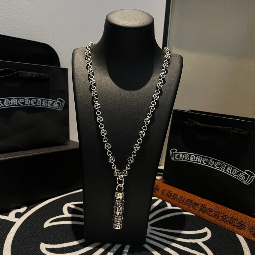 Ch**me He**ts necklace-098
