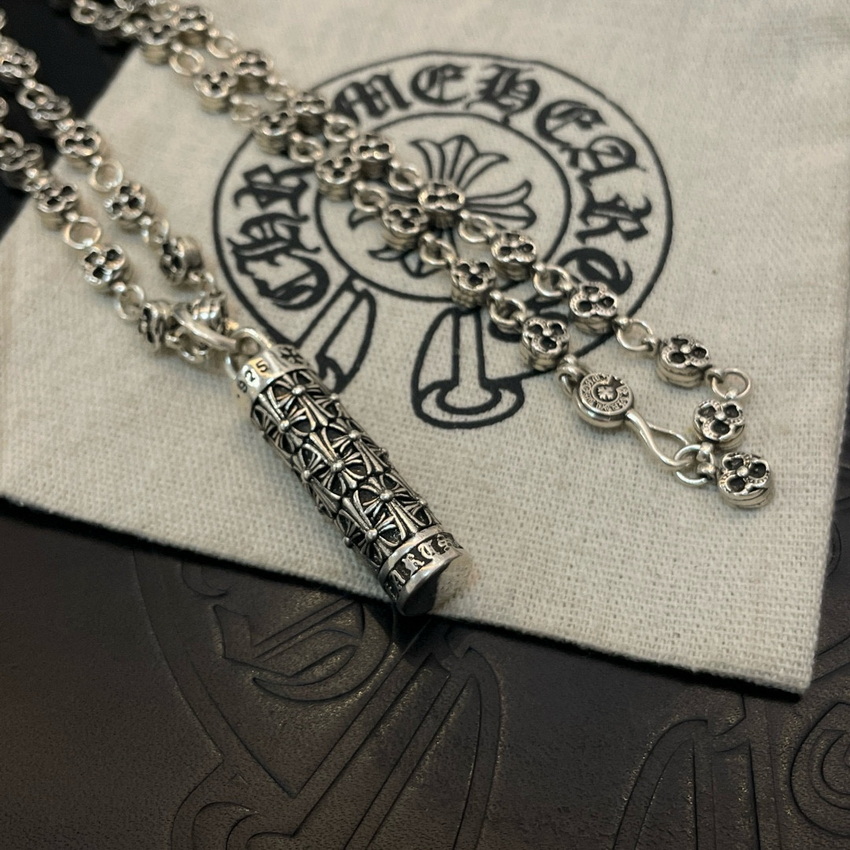 Ch**me He**ts necklace-098