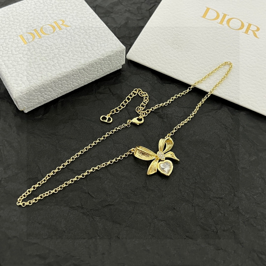 D*or necklace-090