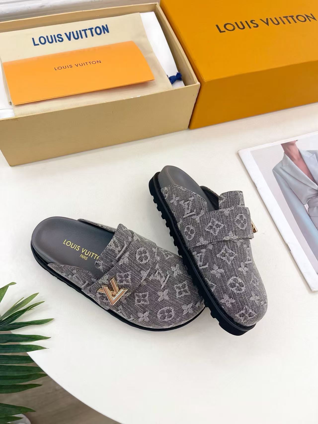 LV Slippers(AAA)-085