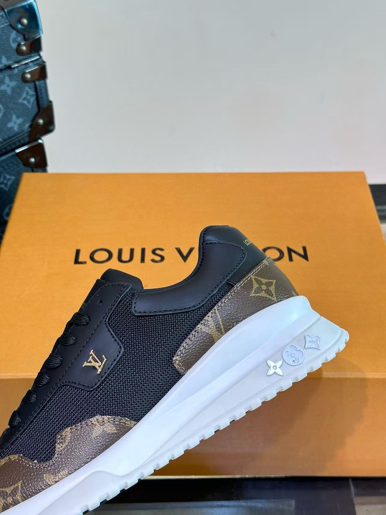 LV Shoes(AAA)-1244