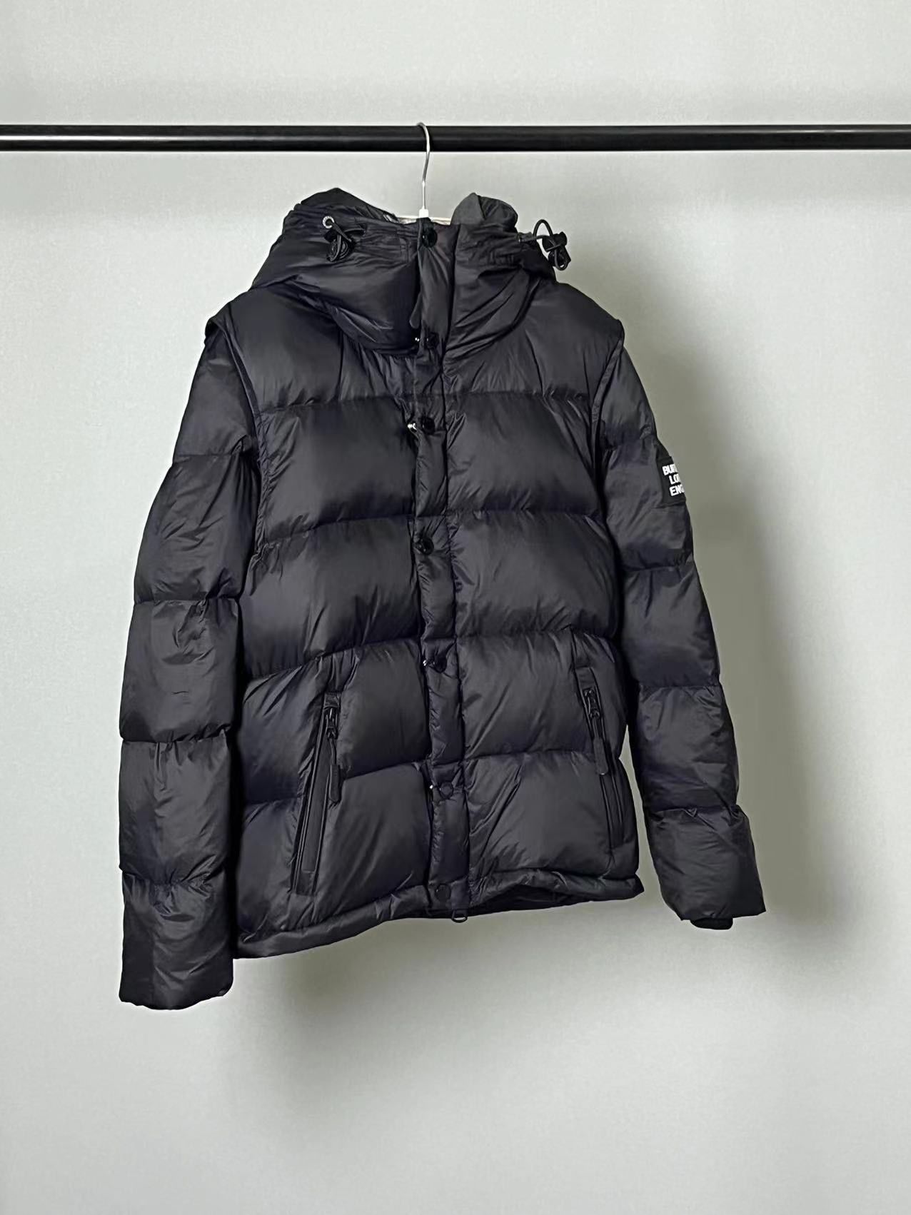 B**rry coat-001