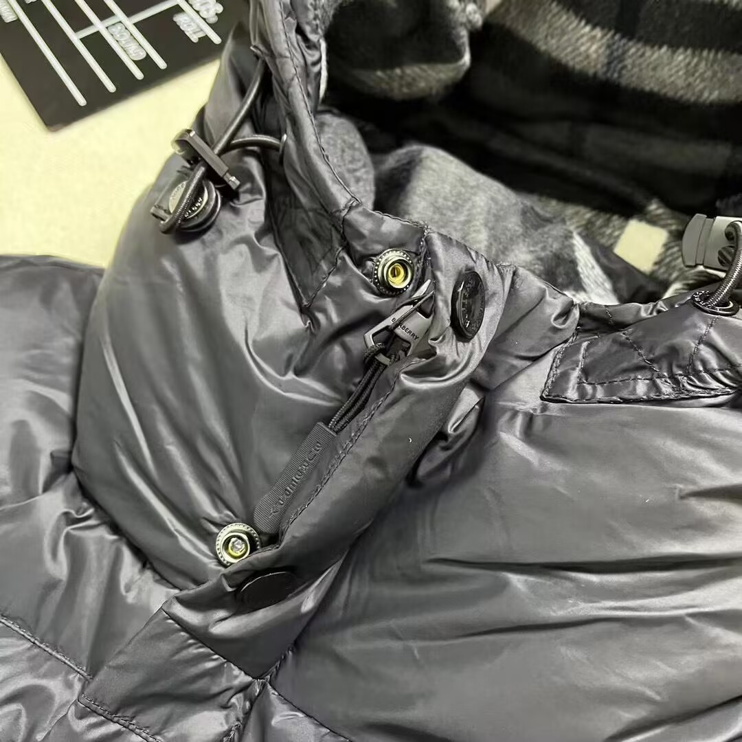 B**rry coat-001
