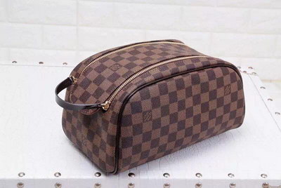 LV Wallets AAA(Women)-014